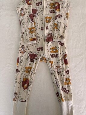 Bonds Disney's The Lion King Circle of Life Wondersuits in a beige color